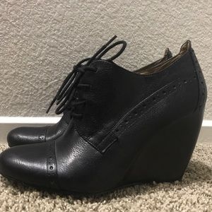 Nine West Oxford Wedge Heels - New w/o box